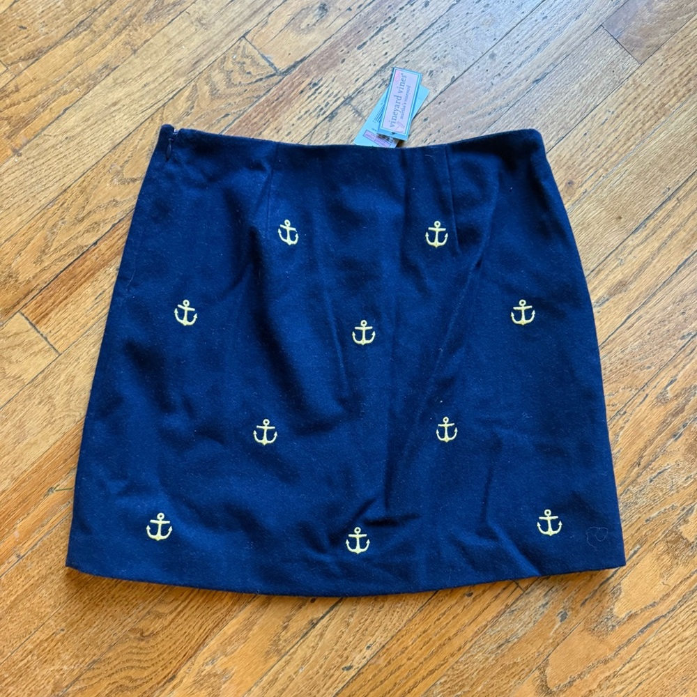 NWT Vinyard Vines Women’s Navy Mini Skirt with Yellow Embroidered Anchors sz: 0 - Picture 4 of 6